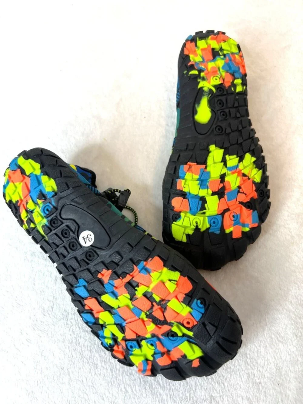 UBFEN Water Shoes for Kids Aqua Socks Barefoot Beach Sports Swim Pool EUR 34